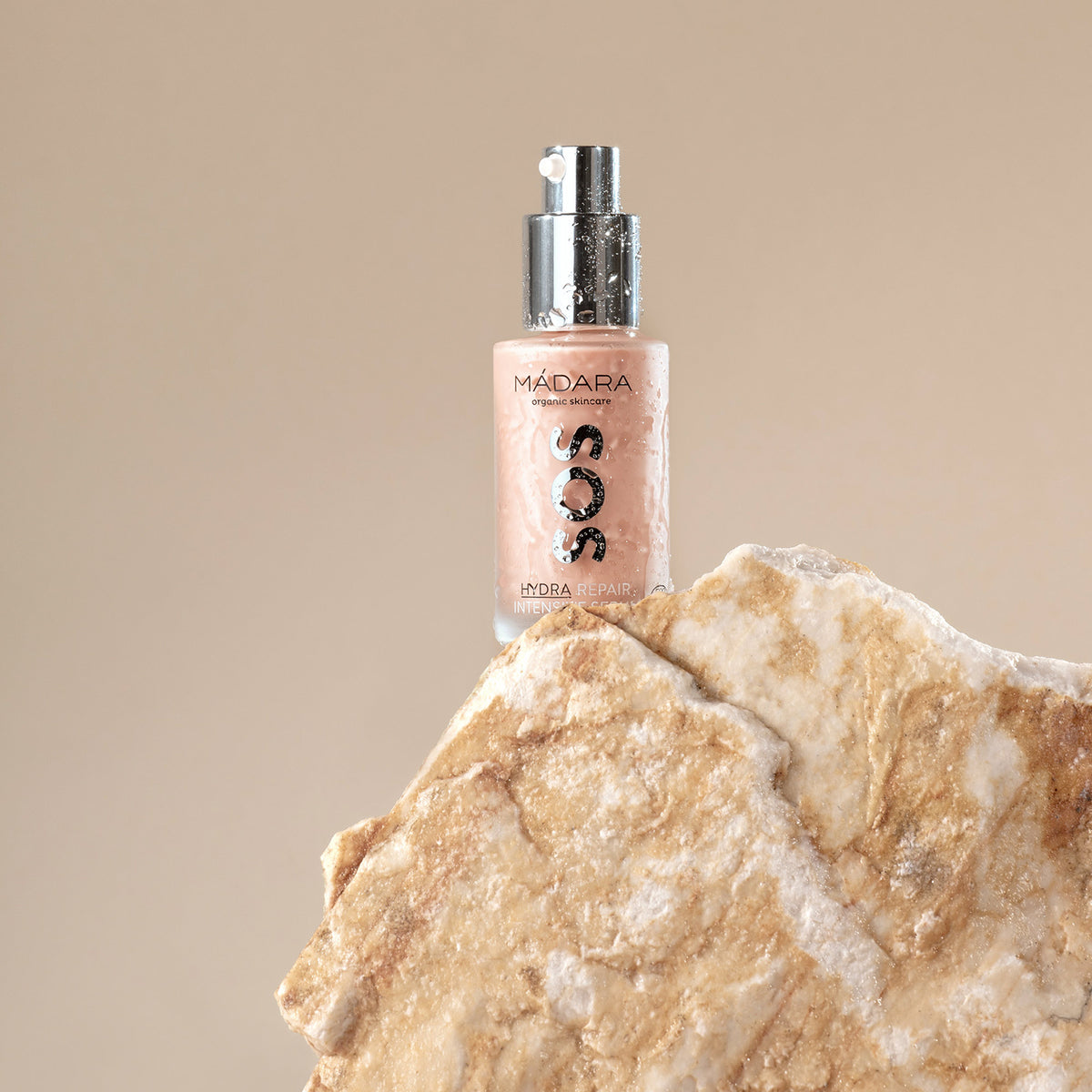MÁDARA SOS Hydra Repair Serum til dehydreret hud – naturlig nordisk hudpleje